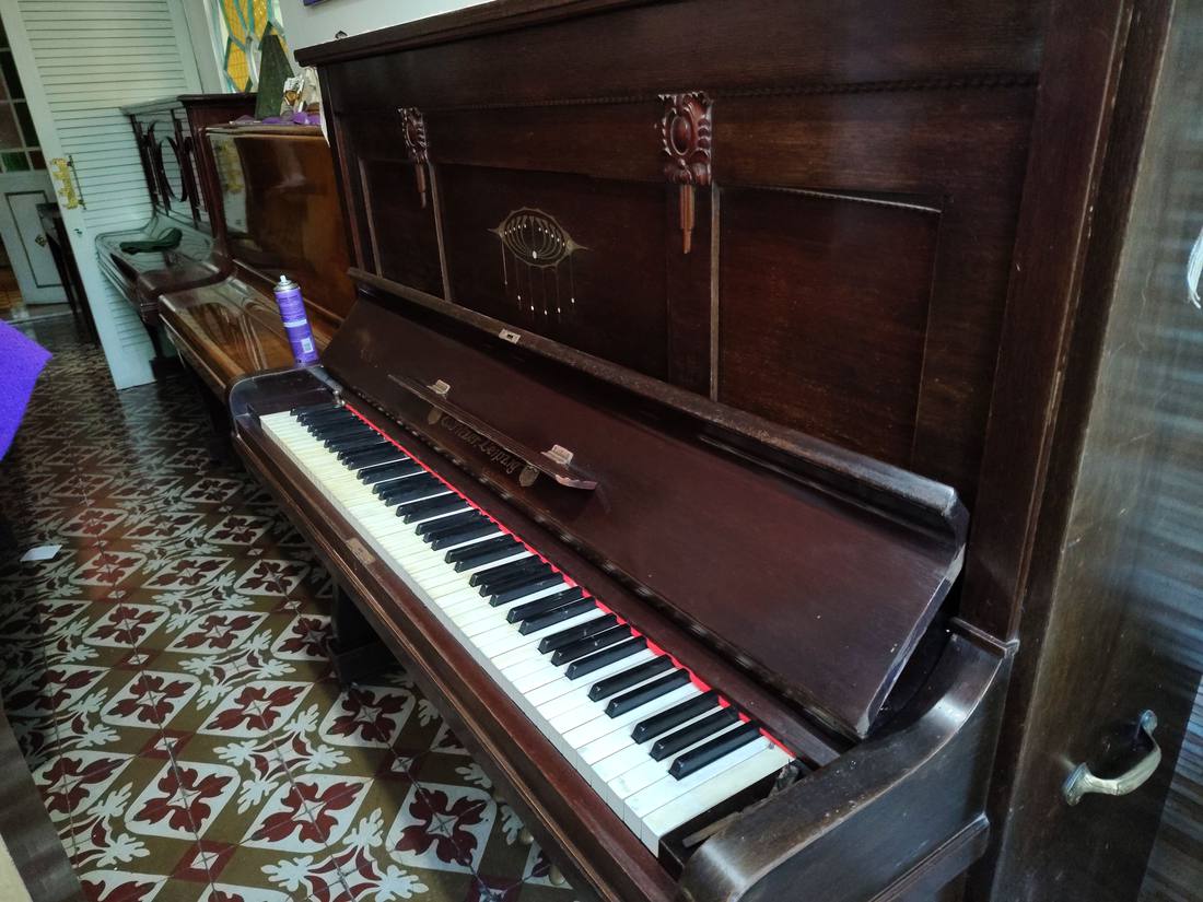 Piano Pitzer Leipzig, teclado