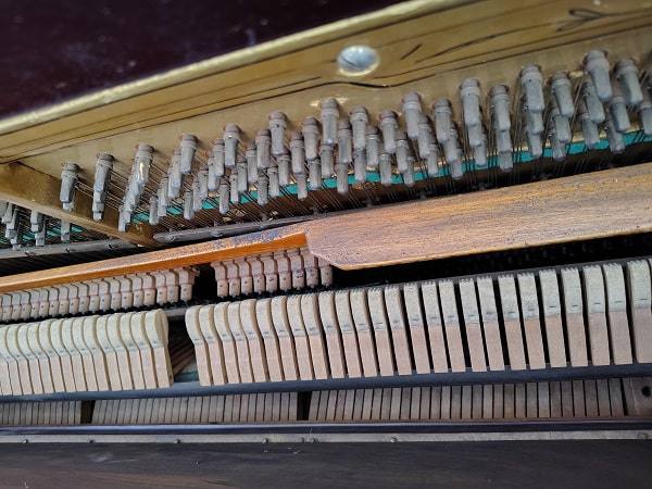 Piano Otto Heprblle, otra vista