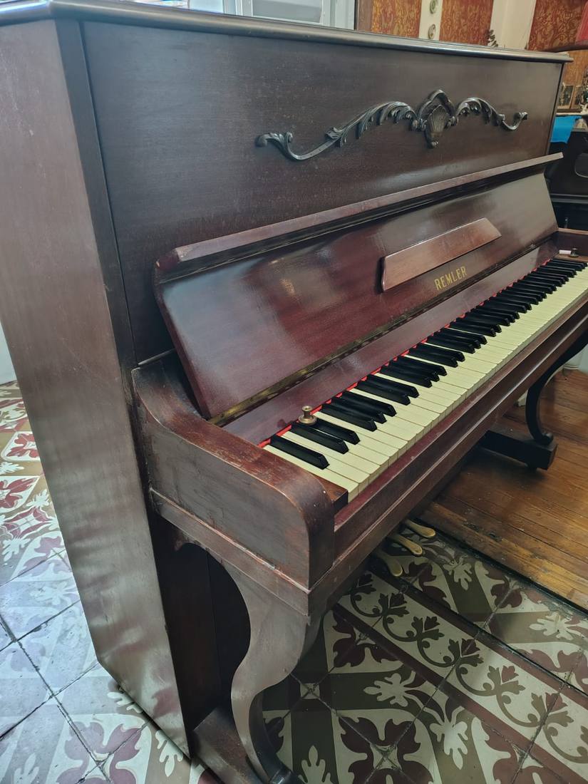 Piano Rembler, teclado