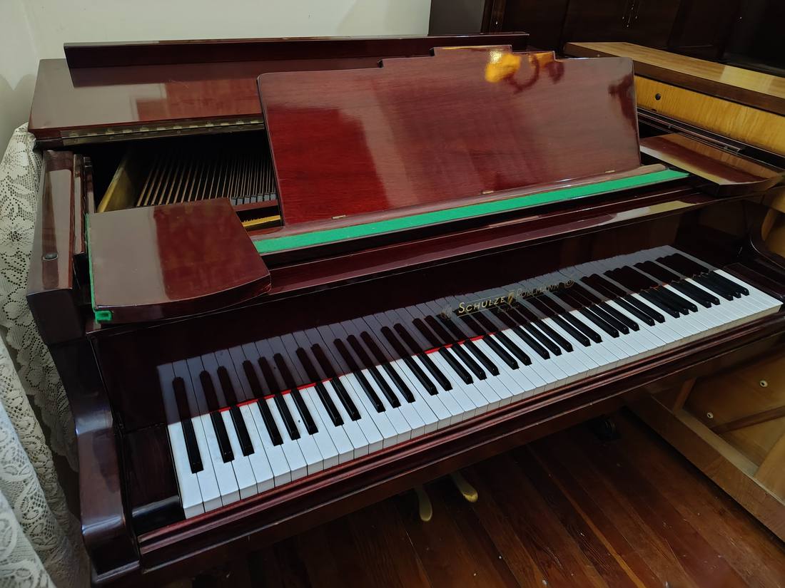 Piano Schulze y Pollmann, tapa