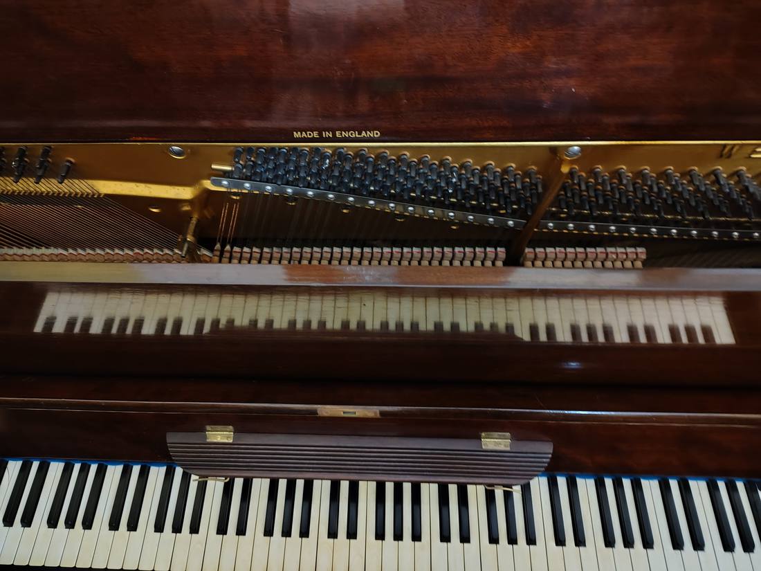 Piano Welmar, frente